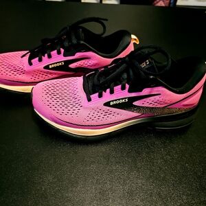 Brooks 8.5 Trace 3